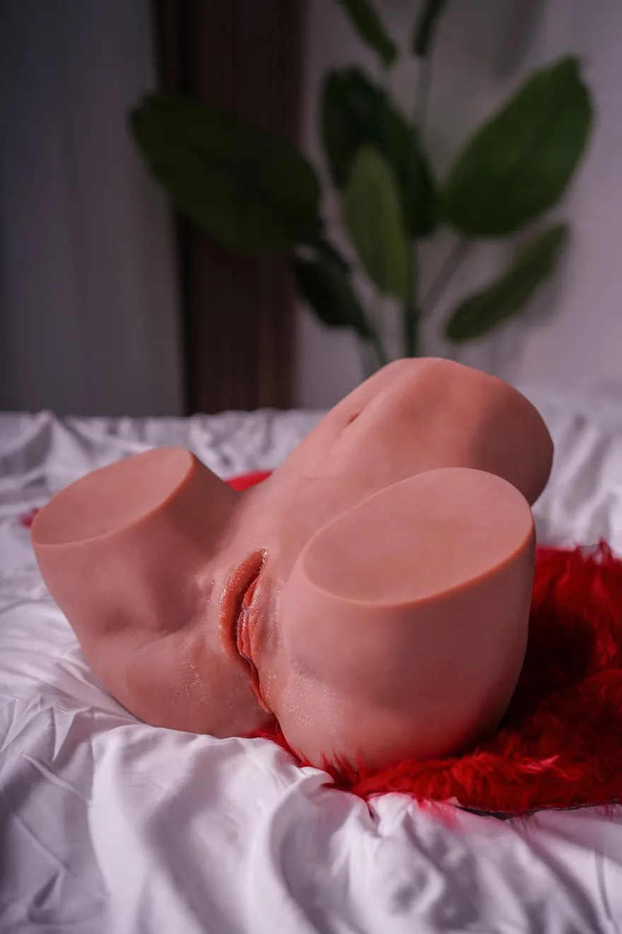 marielove Masturbator Torso Camille-Elisa Körper mit Vibration und Stöhnfunktion