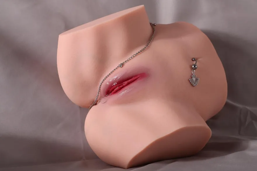 marielove Masturbator Torso Courtney-Fabienne Körper