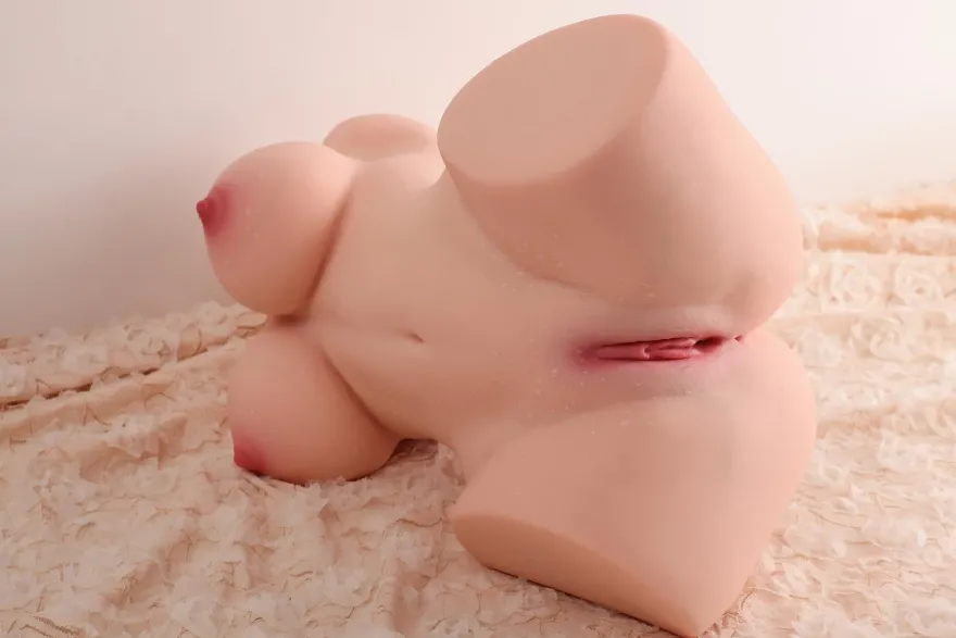 marielove Masturbator Torso Hellen-Gwen Körper mit Vibration und Stöhnfunktion