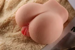 marielove Masturbator Torso Mellys kleiner Arsch