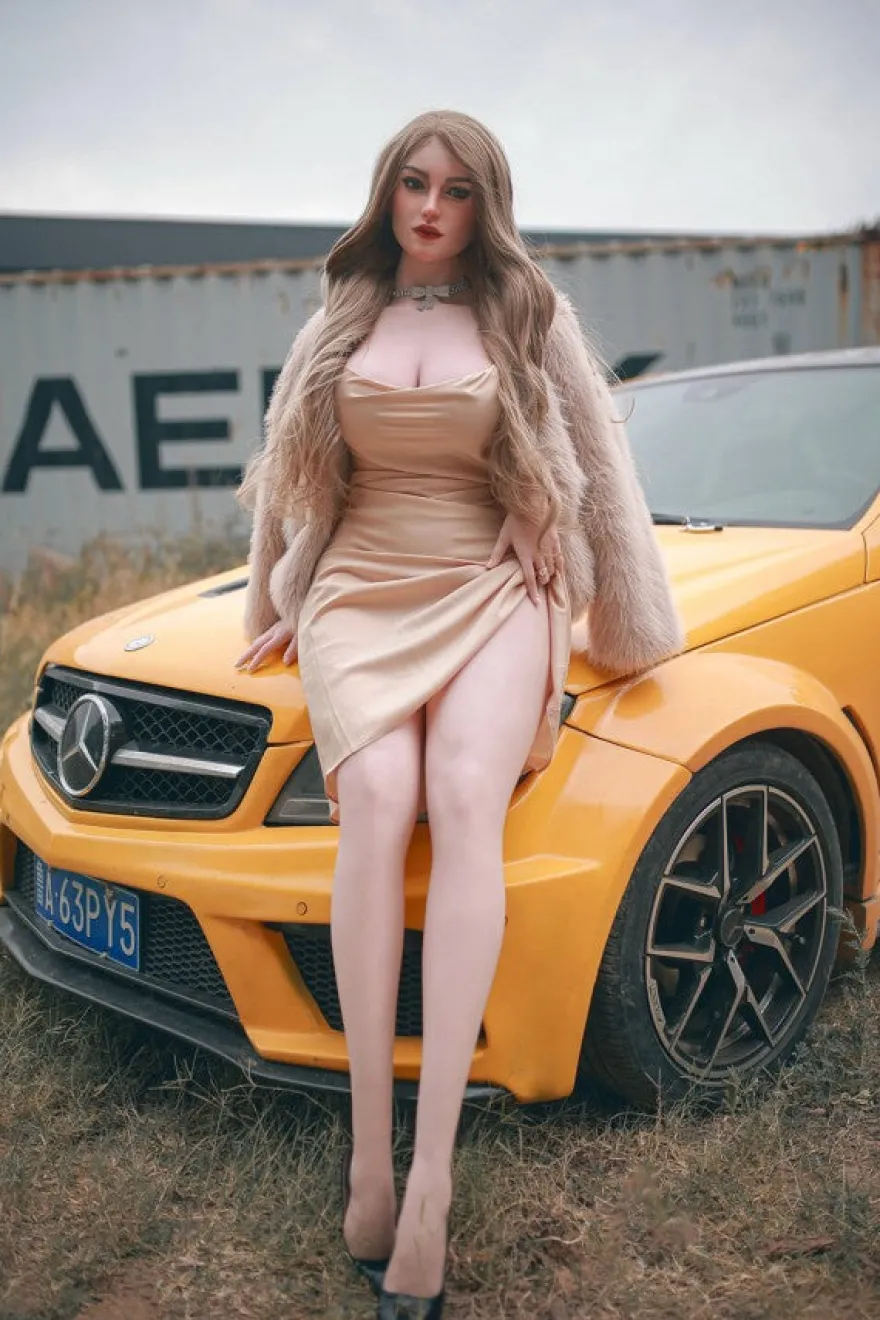 Sexpuppe Alana-Tessa