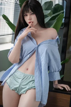 Sexpuppe Arielle-Yafa