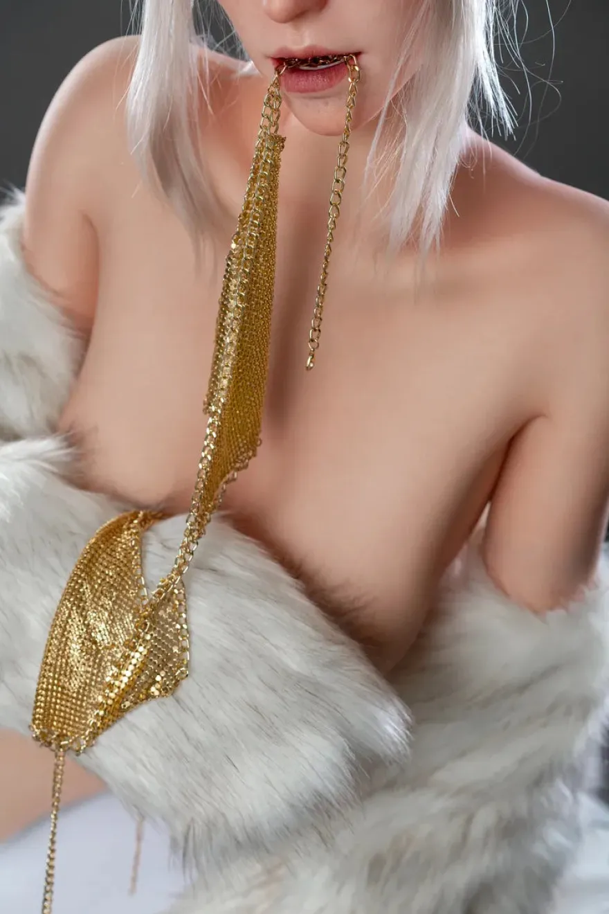 Sexpuppe Ayaka