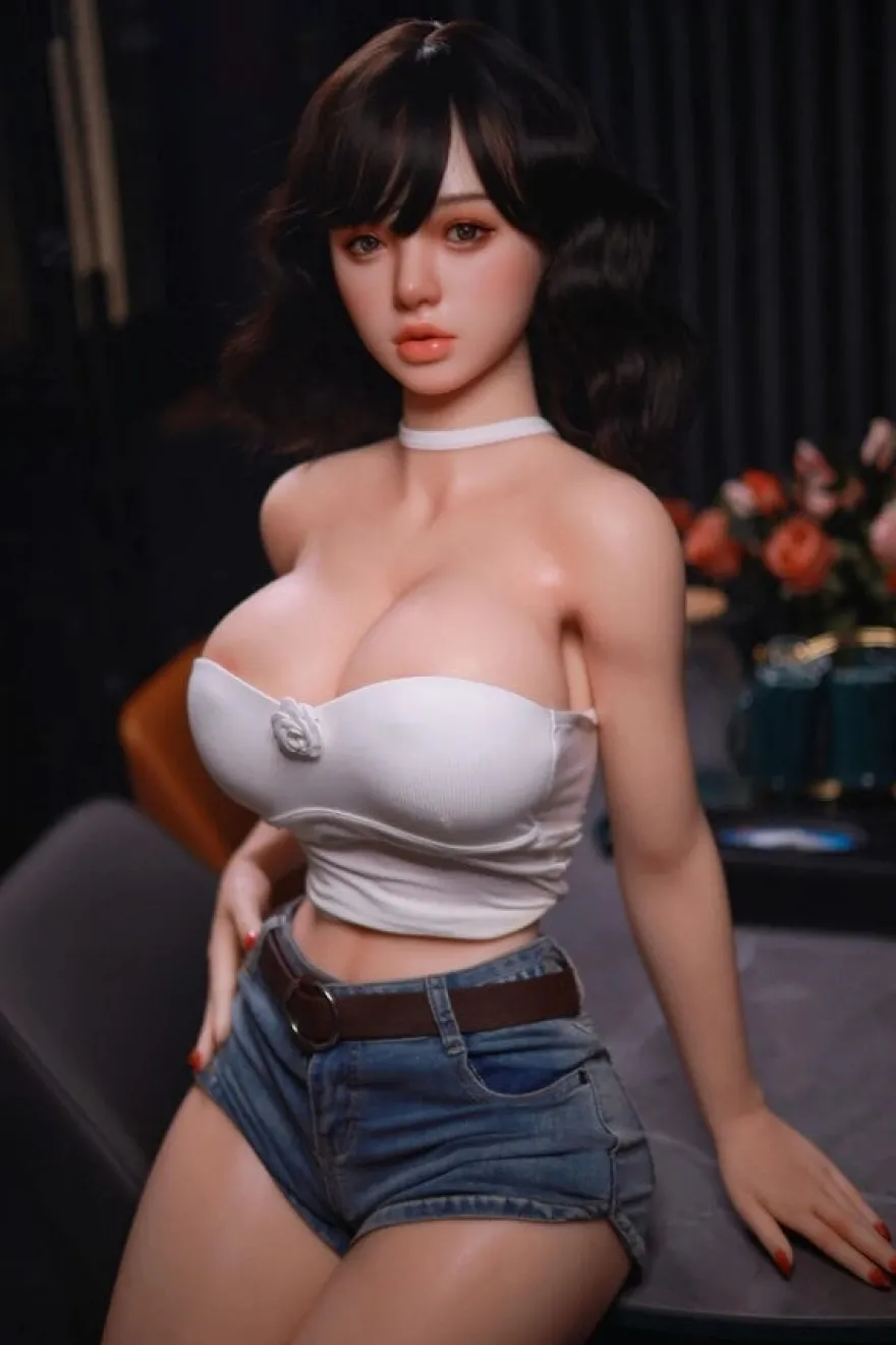 Sexpuppe Darleen-Lilianne