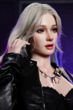 Sexpuppe Emma-Louise