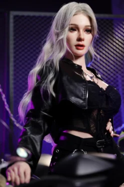 Sexpuppe Emma-Louise