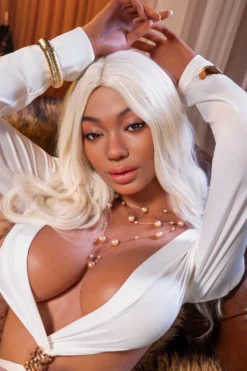 Sexpuppe Esmeralda-Estelle