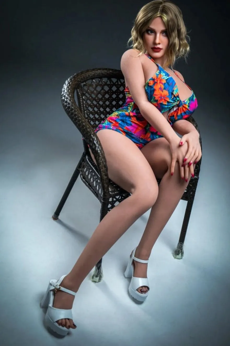 Sexpuppe Gwendolyn-Miku