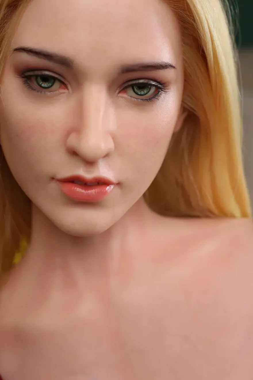 Sexpuppe Gwen-Jojo