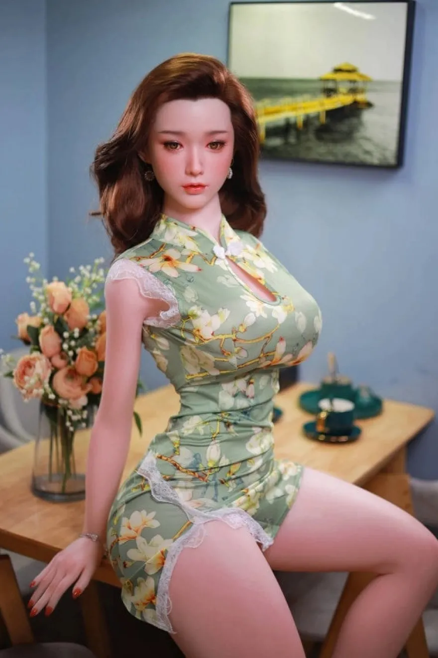 Sexpuppe Ina-Violet