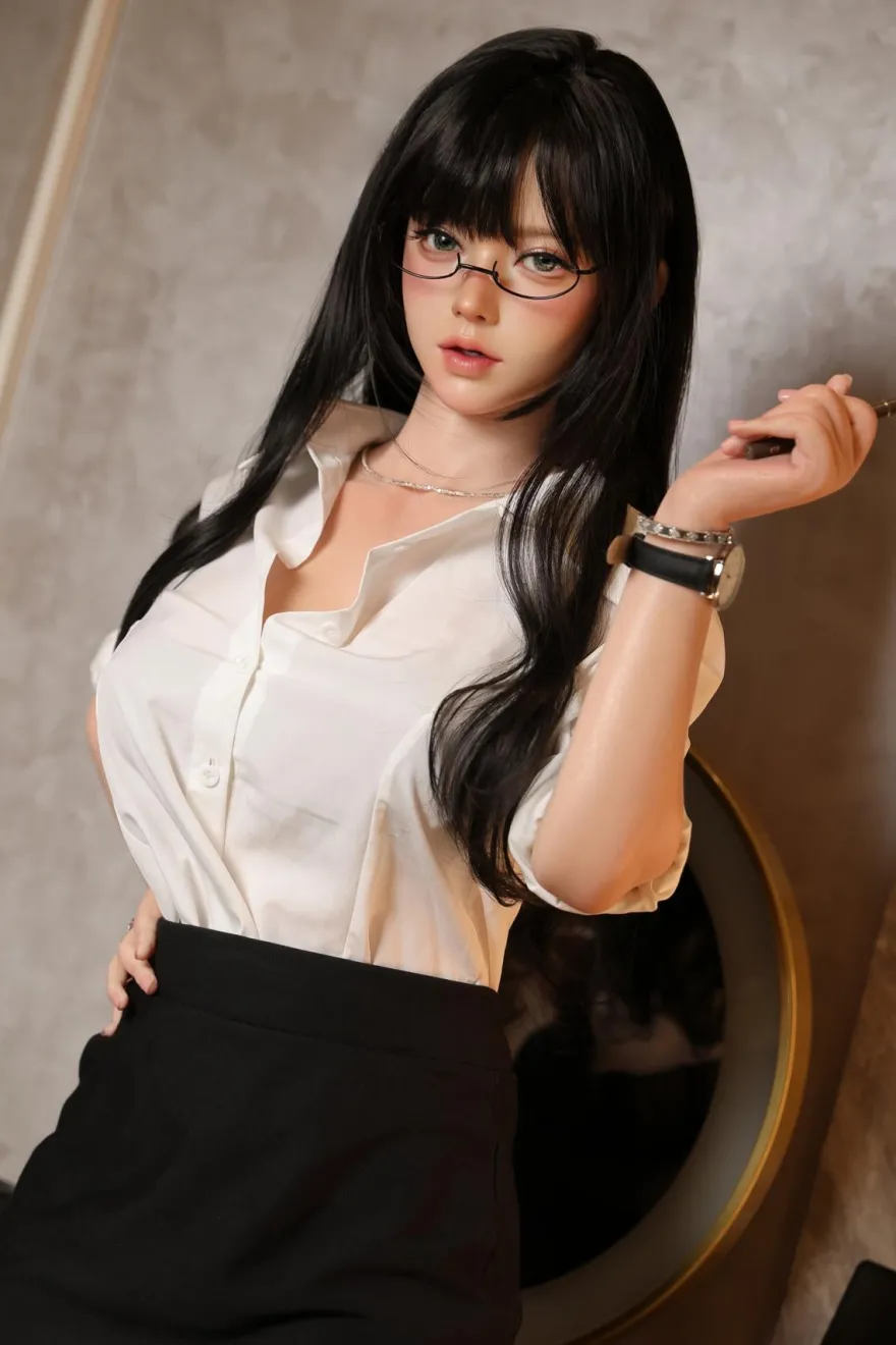Sexpuppe Lilly-Rose