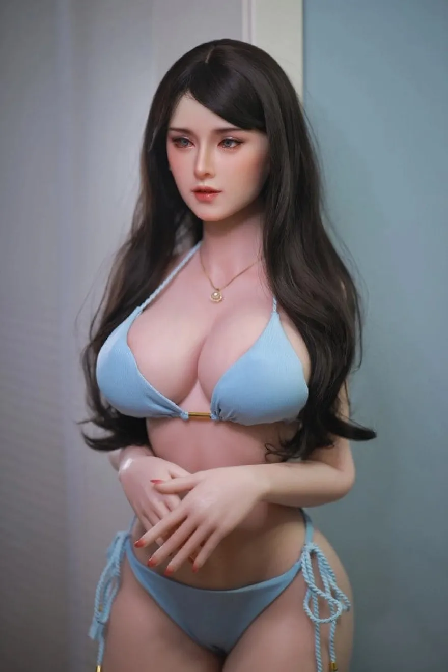 Sexpuppe Loreena-Maxine