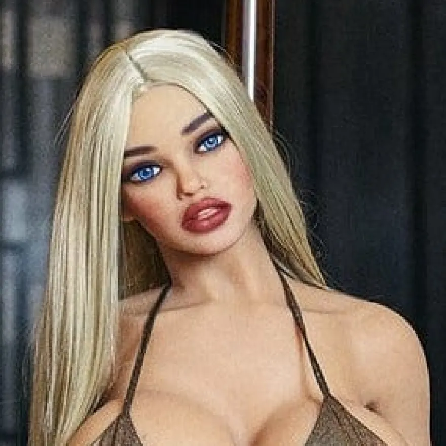 Sexpuppe Peaches