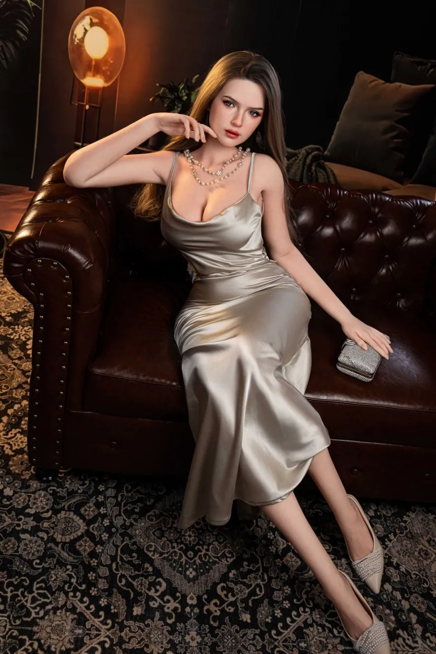 Sexpuppe Romina-Saleen
