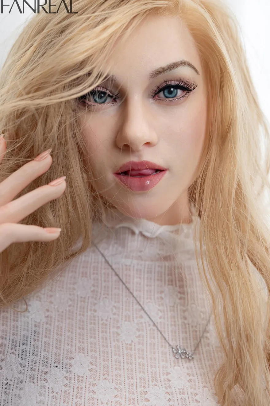 Sexpuppe Sabrina-Xana