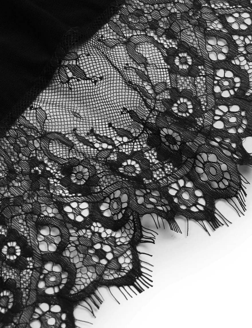 Sexy Schwarzes Nachtkleid – Spitzen-Mesh, Push-Up & Kreuzträger, verführerische Lingerie