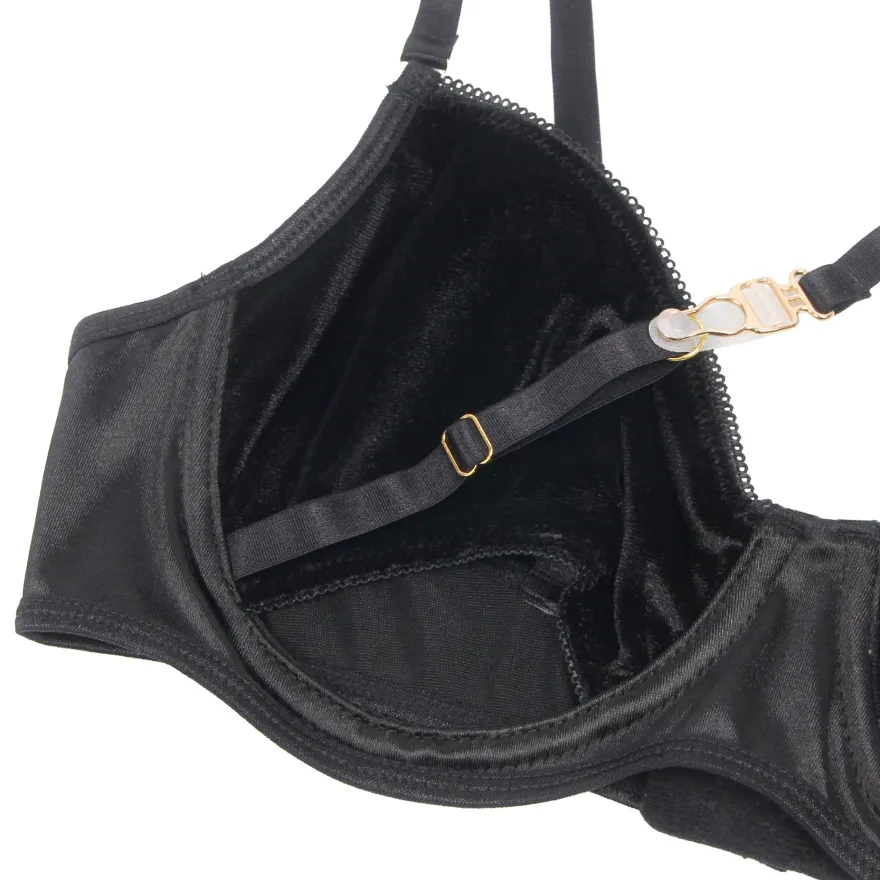 Sexy Schwarzes Samt-BH-Set – Hollow Cut & Halter, verführerische Lingerie