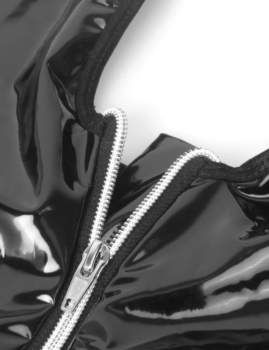 Sexy Schwarze Wet-Look Lingerie – Halter-BH, Patent-Leder & Spitze, Strapse